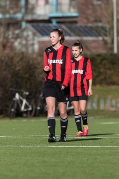 Bild 334 - B-Juniorinnen SG Weststeinburg/Bei - SV Fisia 03 : Ergebnis: 1:2